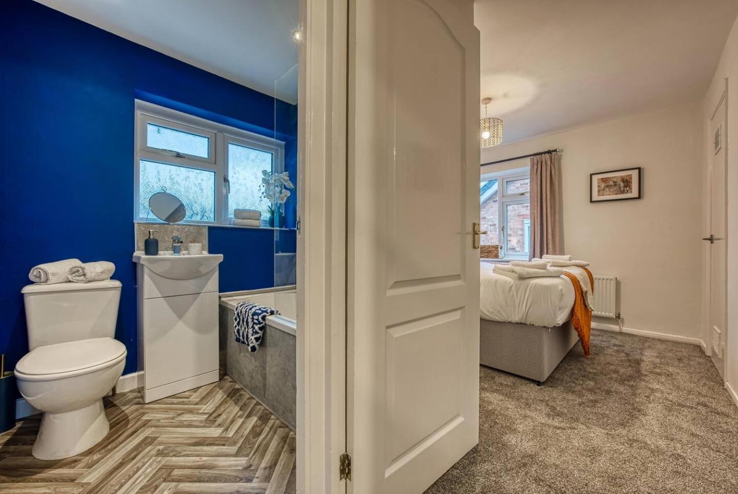 Dudley-5 Beds-Contractors-Parking-Long Stay! 외부 사진