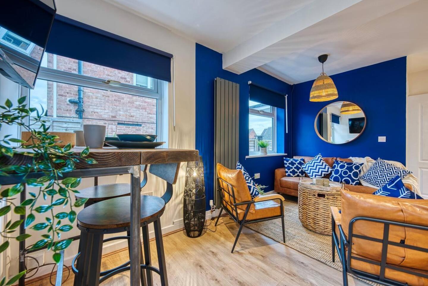 Dudley-5 Beds-Contractors-Parking-Long Stay! 외부 사진